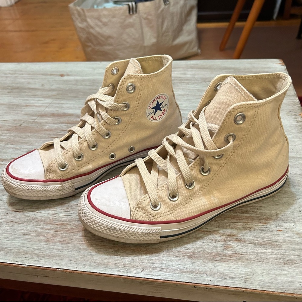 Converse Chuck Taylor All-Stars - off white high tops